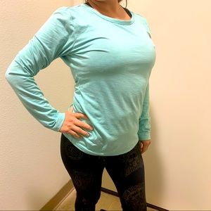 Zella Aqua color Size small Long sleeve
